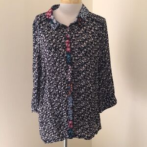 Monsoon SZ 14, navy blue combo floral front button top.